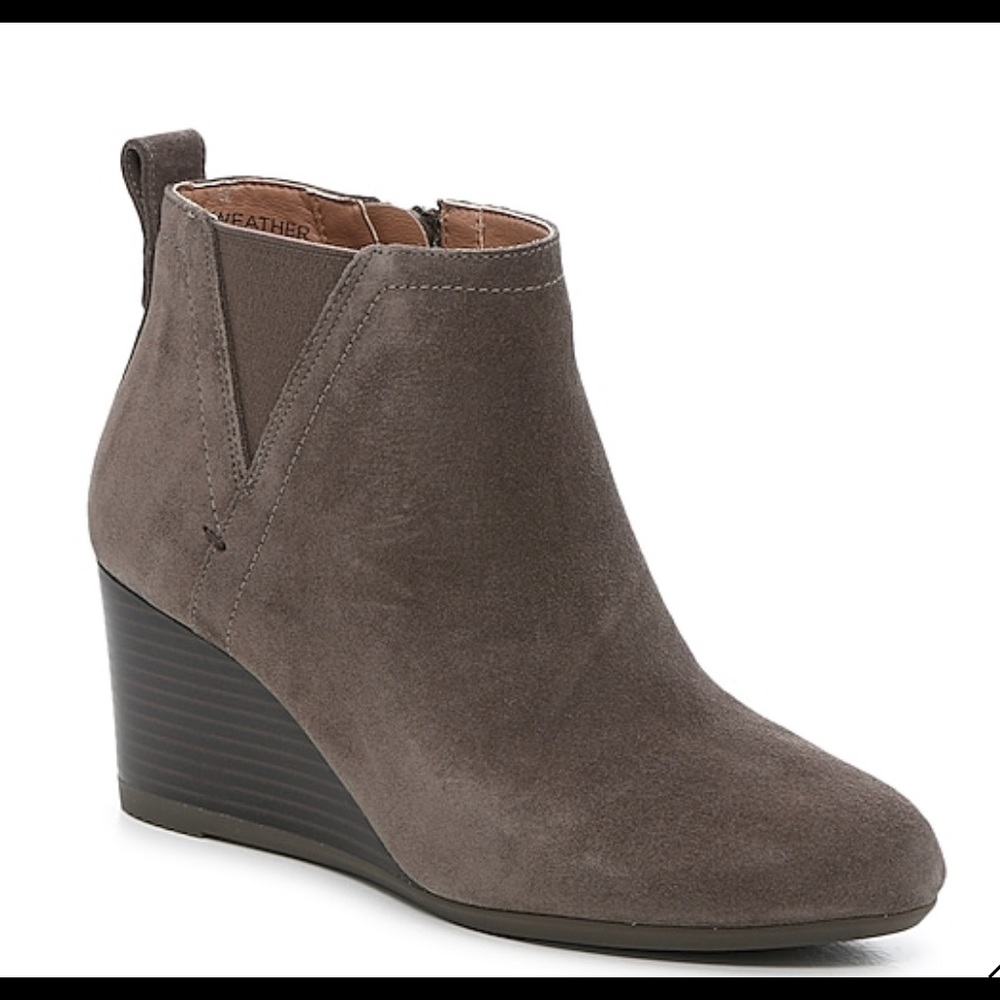 Vionic Women's Paloma Wedge Ankle Boots